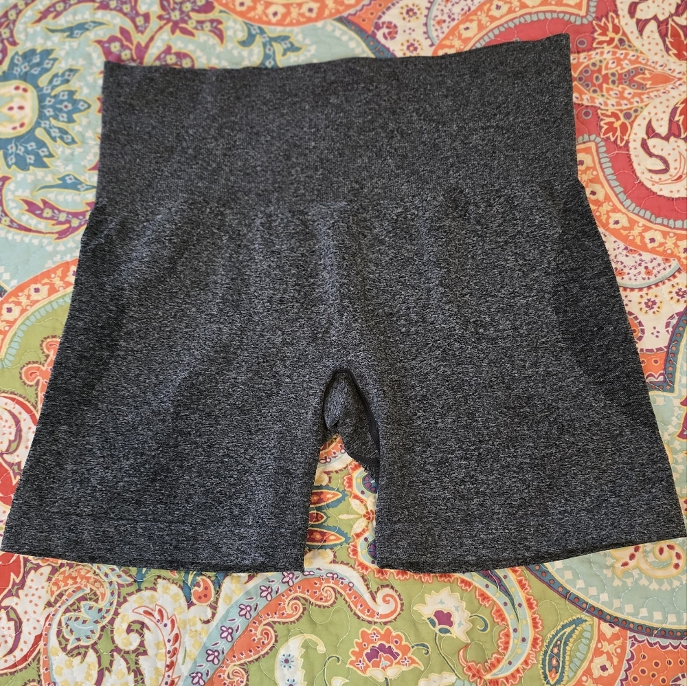 Aoxjox Gray Marl Contour Seamless Shorts
